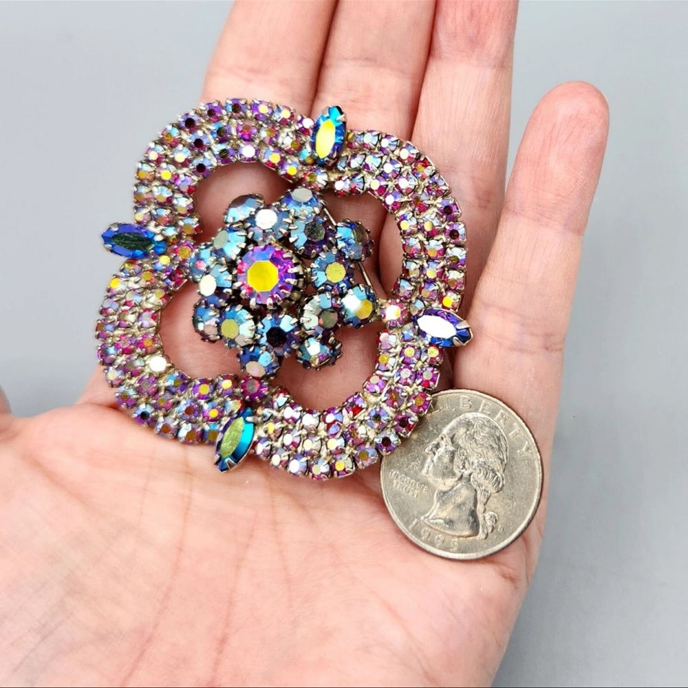 Multicolor Crystal Brooch - Picture 7 of 16